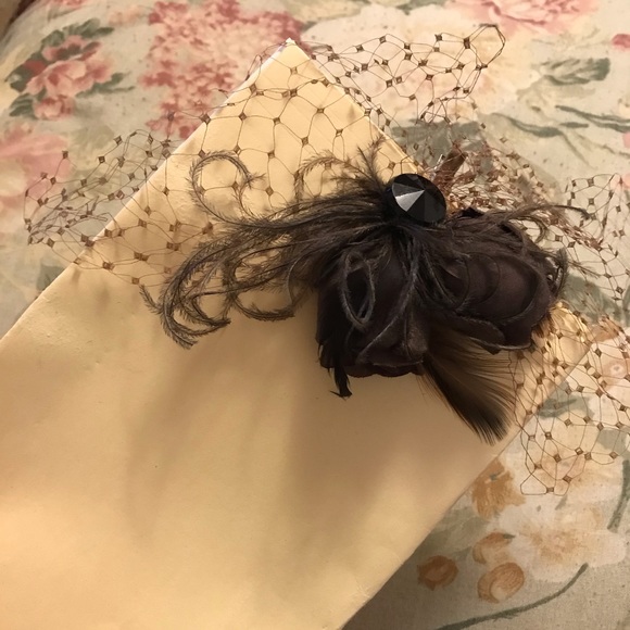 Sexy Black Floral Hairpin with mesh - Picture 2 of 3